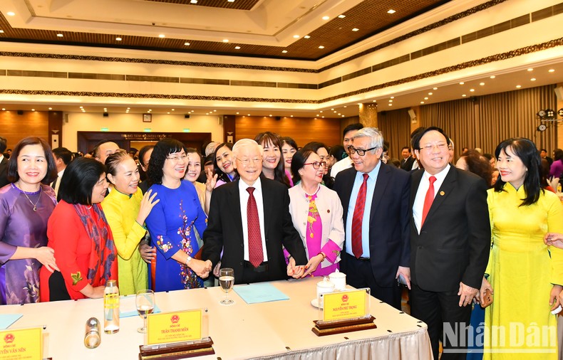 [Ảnh] Lễ kỷ niệm 60 năm Chủ tịch Hồ Chí Minh gặp mặt đội ngũ trí thức ảnh 11